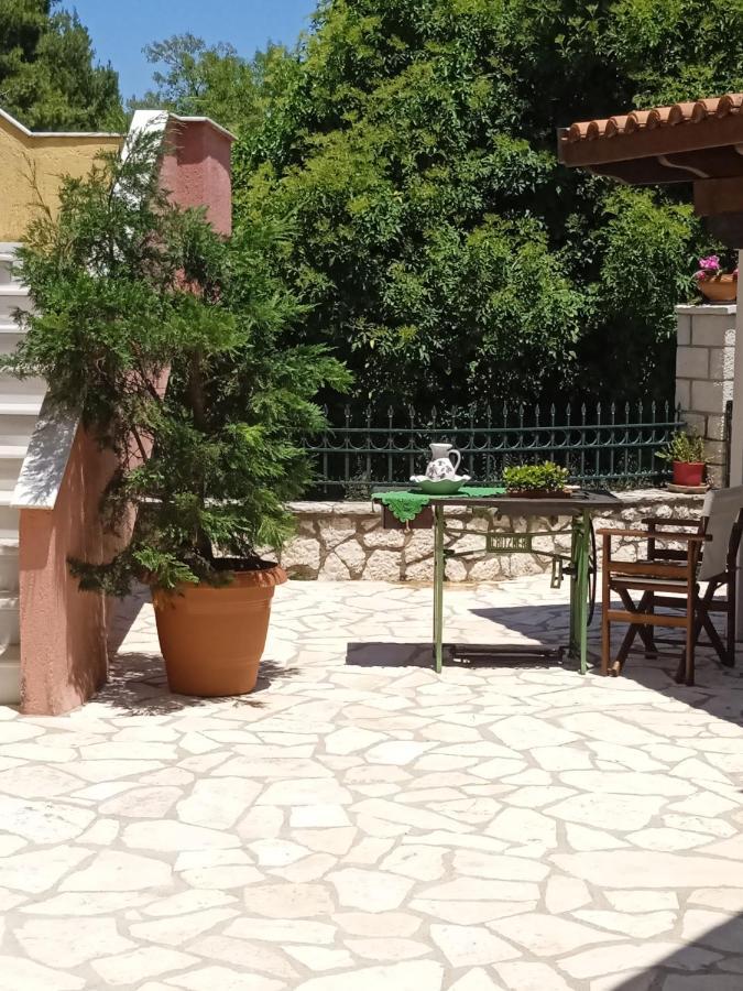 Villa La Casa Di Bella A Tradional Stone House With Barbecue Kariá Exterior foto