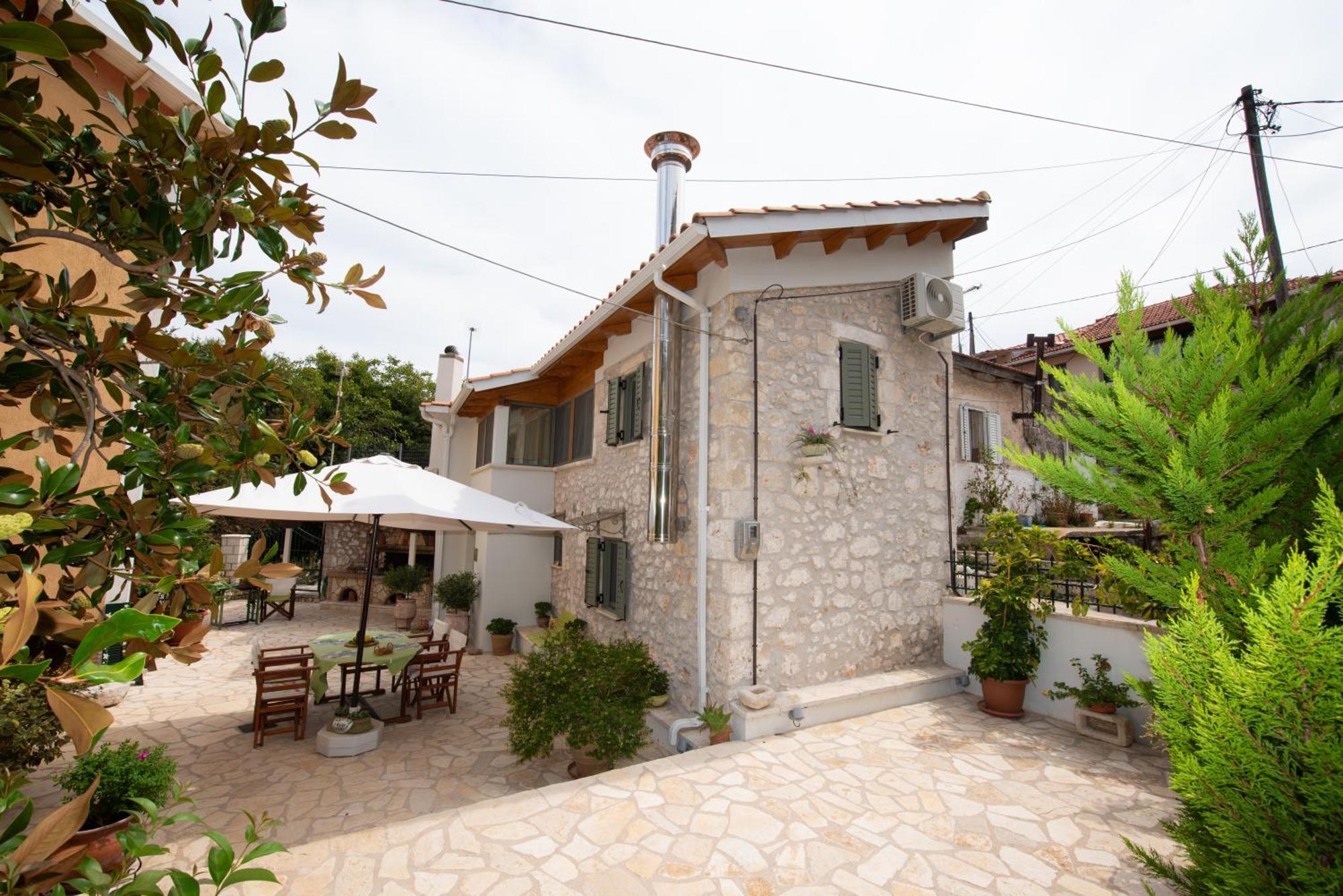 Villa La Casa Di Bella A Tradional Stone House With Barbecue Kariá Exterior foto